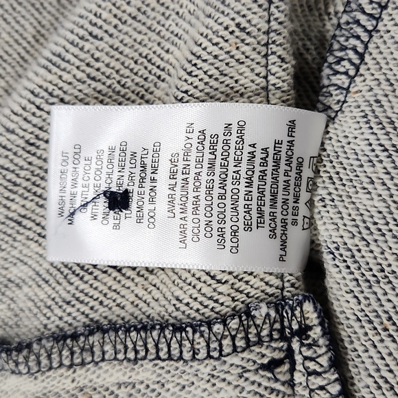 Sweater - Picture 7 of 8